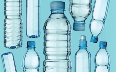 As suas garrafas de plástico podem ajudar instituições