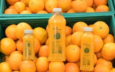 Novas garrafas de sumo de laranja permitem poupança anual de 37 ton de plástico virgem