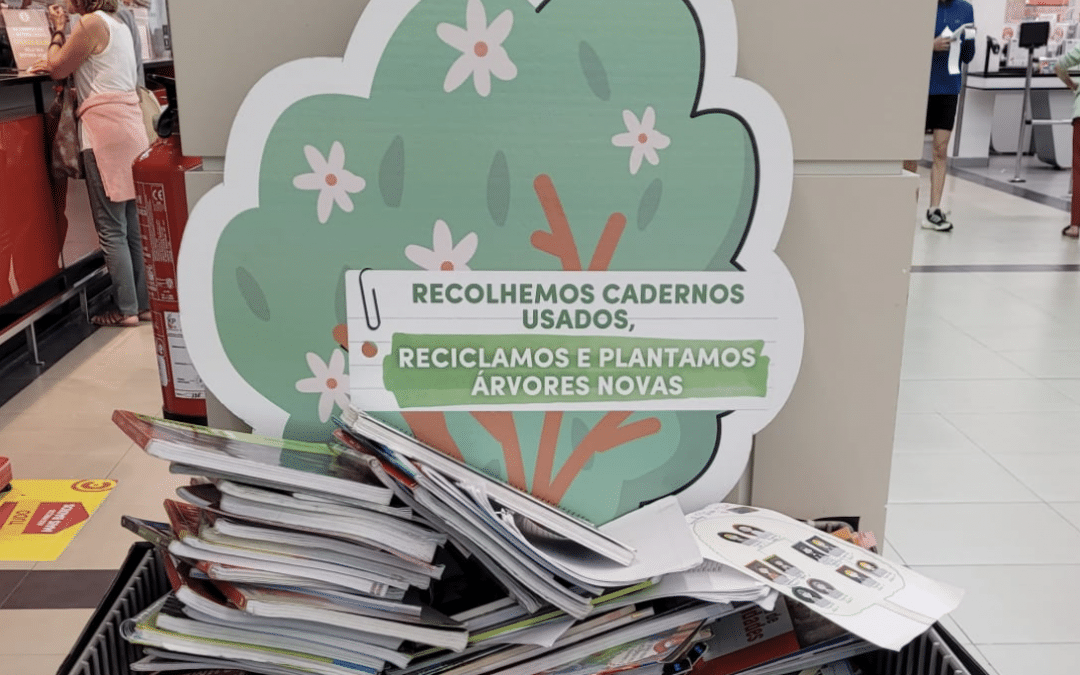 Portugueses entregam 167 toneladas de cadernos em 2 anos do projeto Cadernão