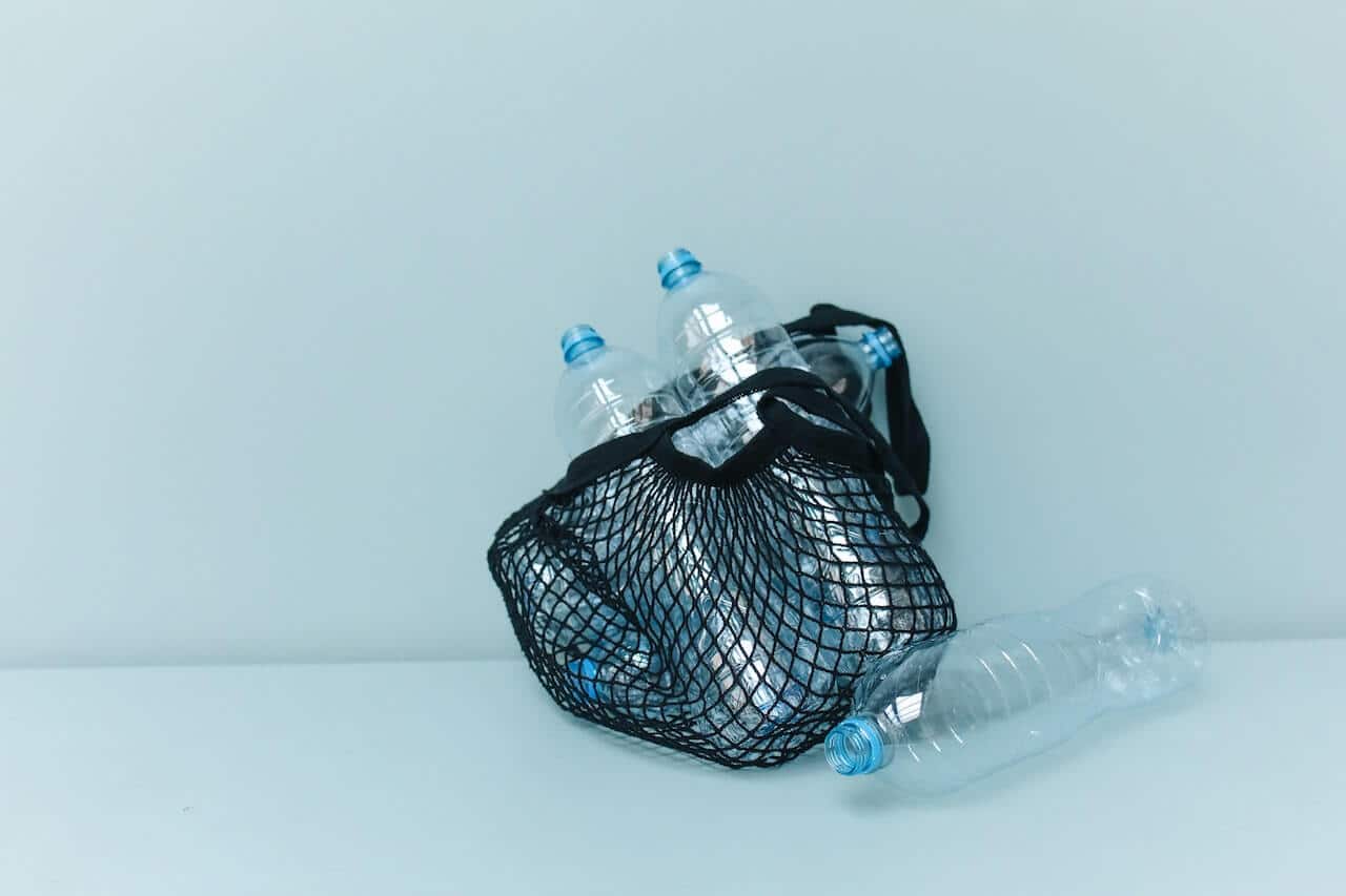 Depósito de garrafas de plástico